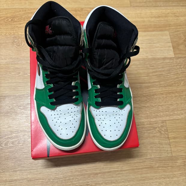 조던 1 하이 럭키그린 265 사이즈 판매합니다