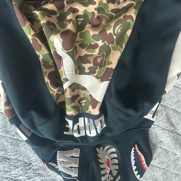 베이프 푸마 후드집업