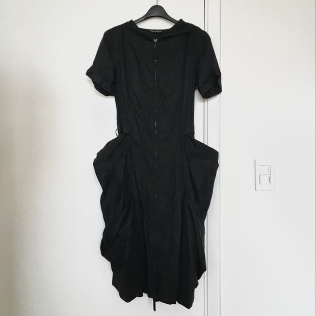balloon pocket Hhoded zip-up dress