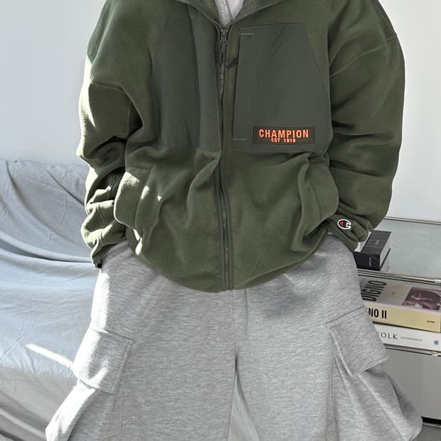 챔피온 카키 플리스 자켓 XL