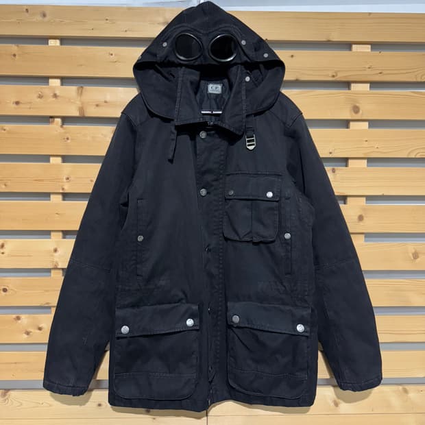 CP컴퍼니 고글 자켓