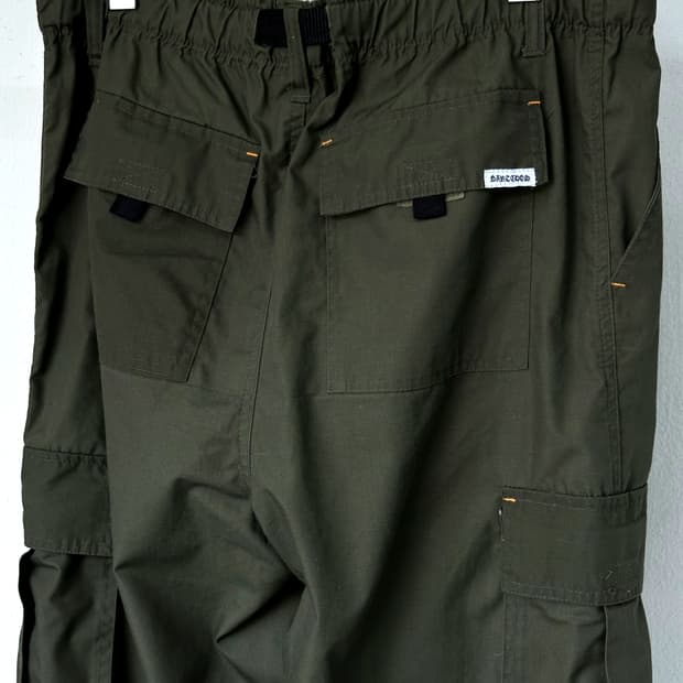 Military design poly cotton cargo pants