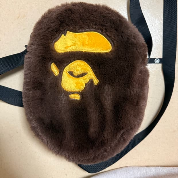 베이프 크로스백