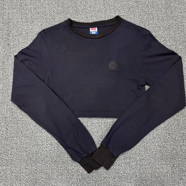 MSCHF 크롭 긴팔 티셔츠