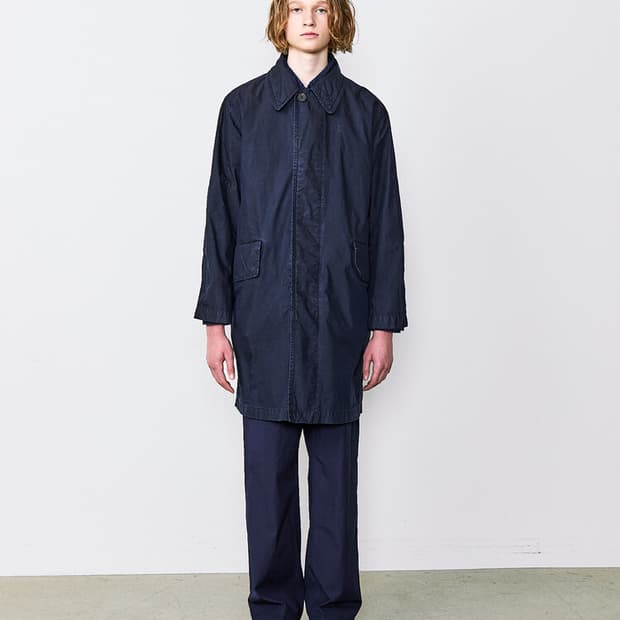 도큐먼트 인디고 맥코트 L