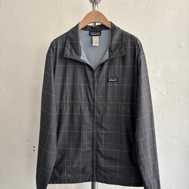 Patagonia 파타고니아 그레이 라이트 앤 베리어블 체크 자켓