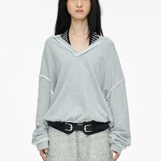새상품) 세릭 Furry V-neck Sweatshirts / Gray