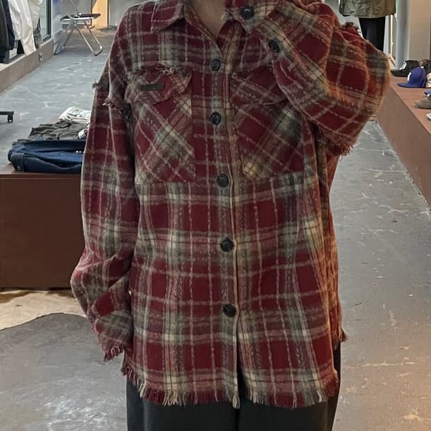 로카웨어 자수 빅로고 울 셔츠 H2139