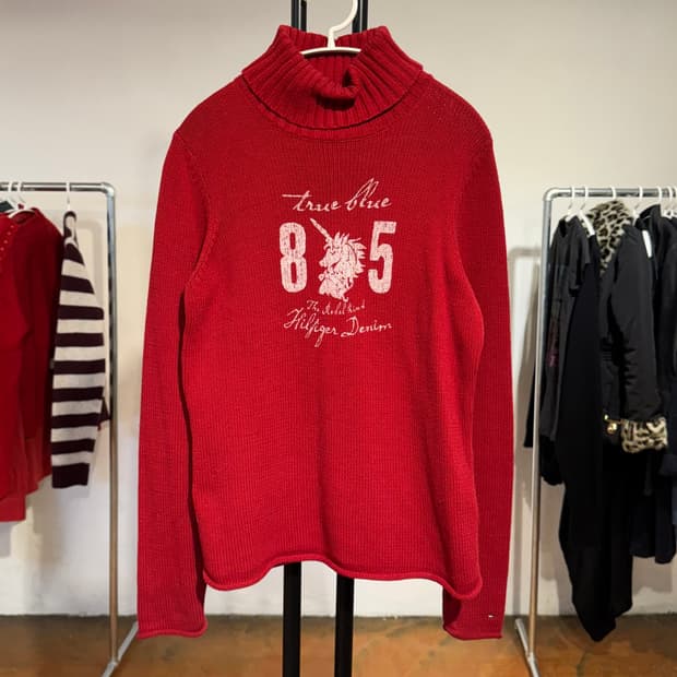 타미 힐피거 레드 터틀넥 니트 / S 사이즈