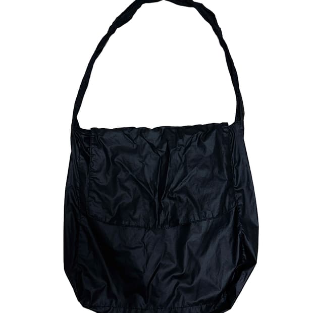 해칭룸 투페이스백 블랙 크리즈