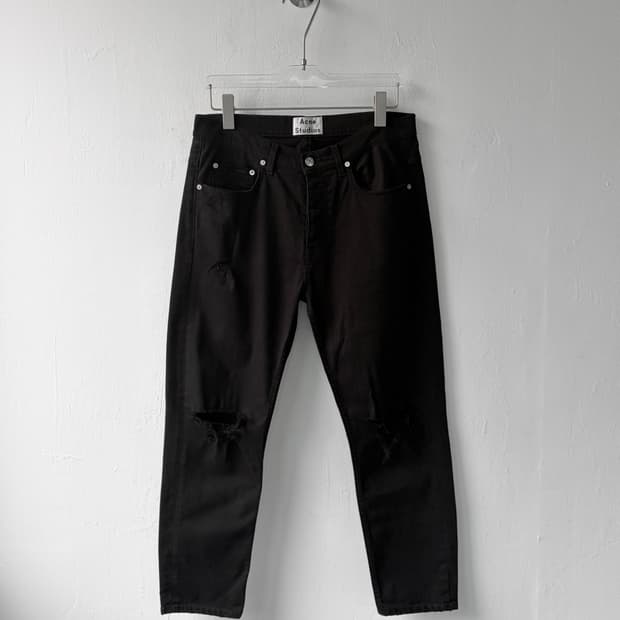 아크네 스튜디오 디스 진