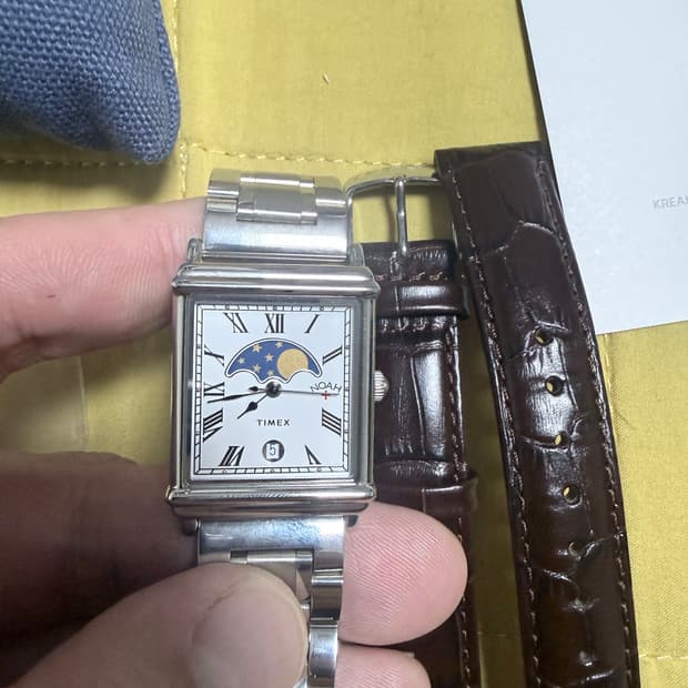 크림구매) 타이맥스 노아 문페이즈 브라운 시계