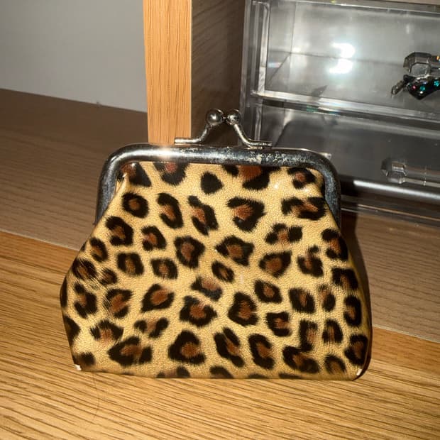 호피무늬 동전지갑