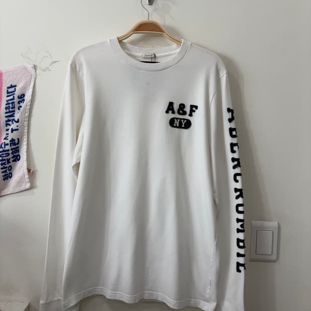 526. 아베크롬비 롱슬리브