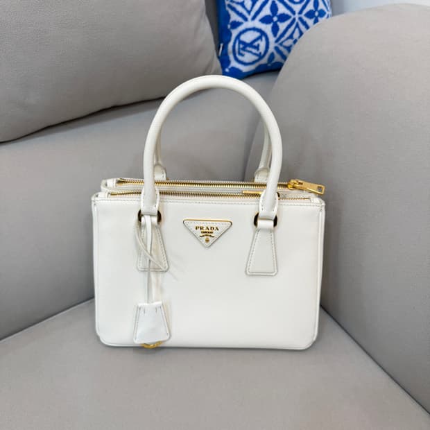 프라다 사피아노 갤러리아 백  