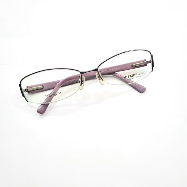 데드스탁 사각 라운드 티타늄 반무테 안경 332