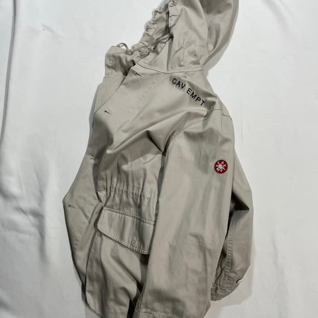 카브엠트 밀리터리 후디드 파카