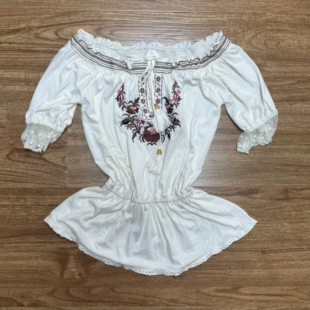 빈티지 리즈리사 에스닉 초코 딸기 핑크 자수 블라우스 티셔츠 히메갸루 로