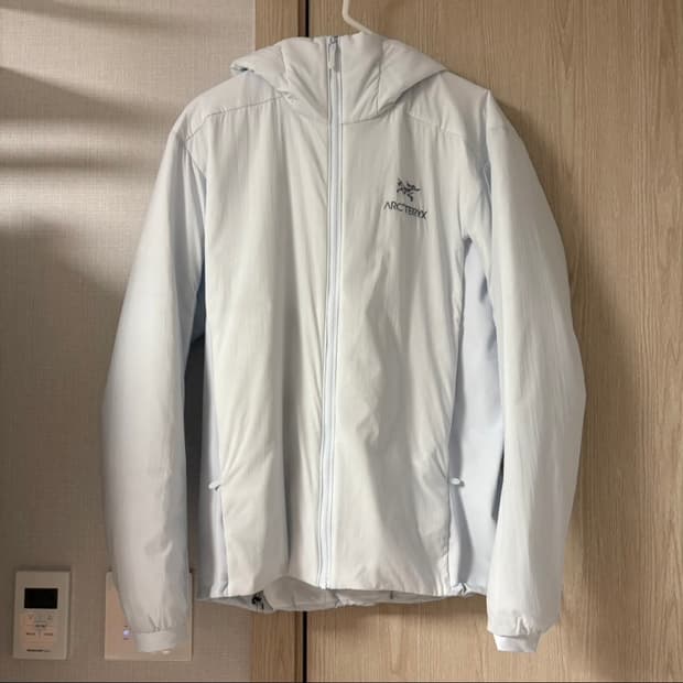 아크테릭스 아톰 후디 남성 M 데이브레이크색상