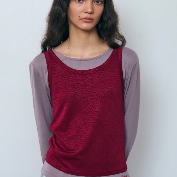 파이시스 플로럴 메쉬 슬리브리스 탑 버건디