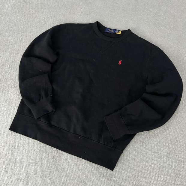 폴로 블랙 기모 맨투맨 