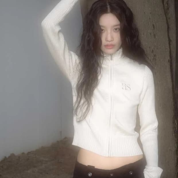 애즈온 마론 니트 집업 베이지