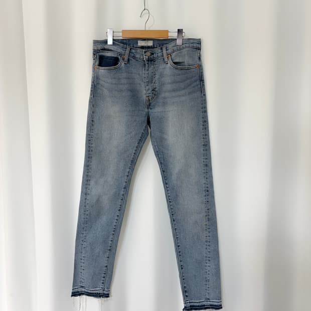 Levi's 510 denim pants