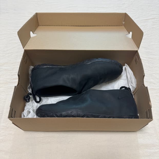 [275] 나이키 ACG 목 프리미엄 레더