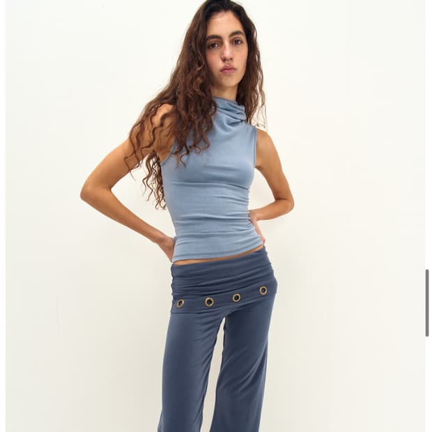 지지비샤 아일렛 팬츠 블루