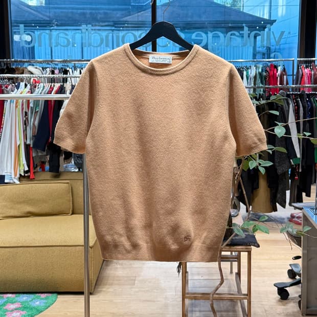 버버리 베이지 램스울 하프 니트 