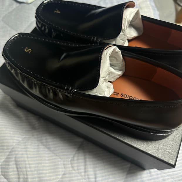 [44] 아크네스튜디오 AS 블랙 로퍼 주우재신발