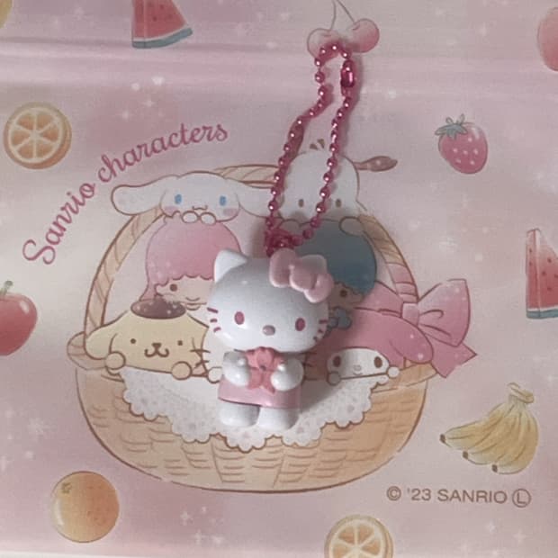 새상품 산리오 키티 벚꽃 가챠키링