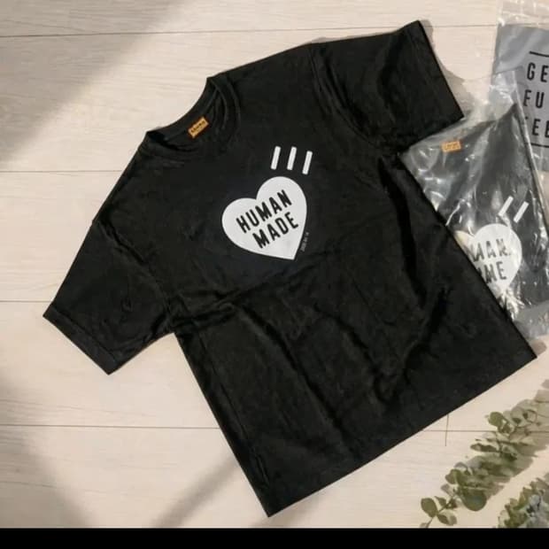 휴먼메이드 하트 로고 반팔티 블랙 XL