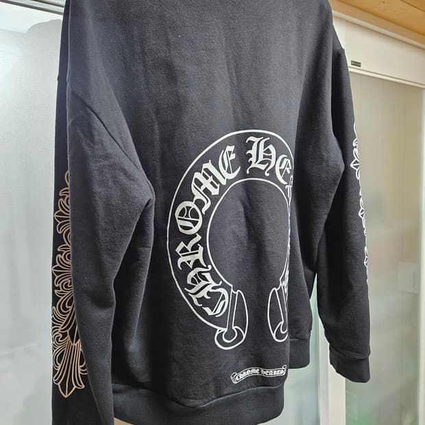 [L] 크롬하츠 홀스슈 플로랄 크루넥