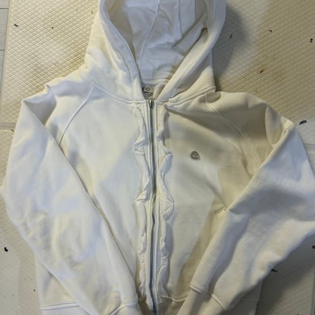 코이세이오 러플레이스 후드집업