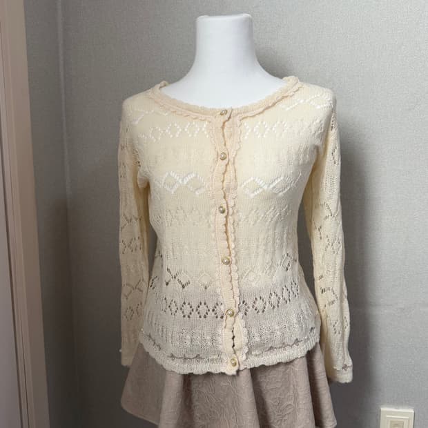 엑시즈팜 axes femme 모리걸 로걀 가디건 