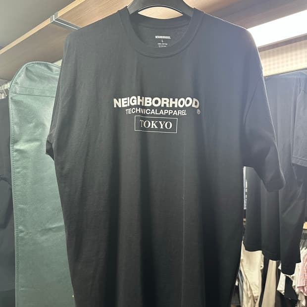 L 네이버후드 반팔티셔츠 블랙 