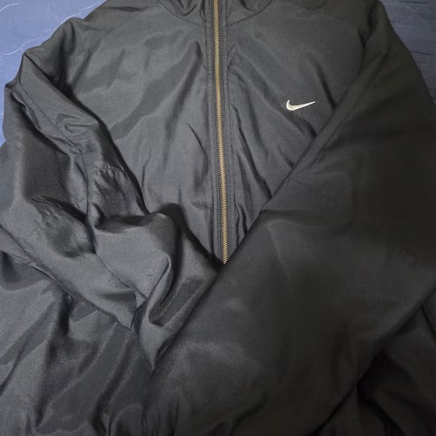 나이키 NRG 솔로 스우시 사틴 봄버 자켓 블랙 