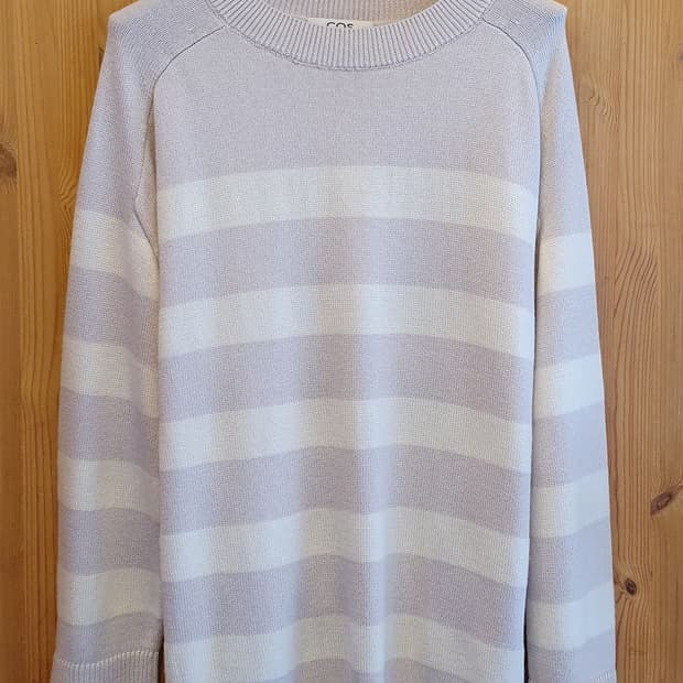 100.COS 블랜딩 니트