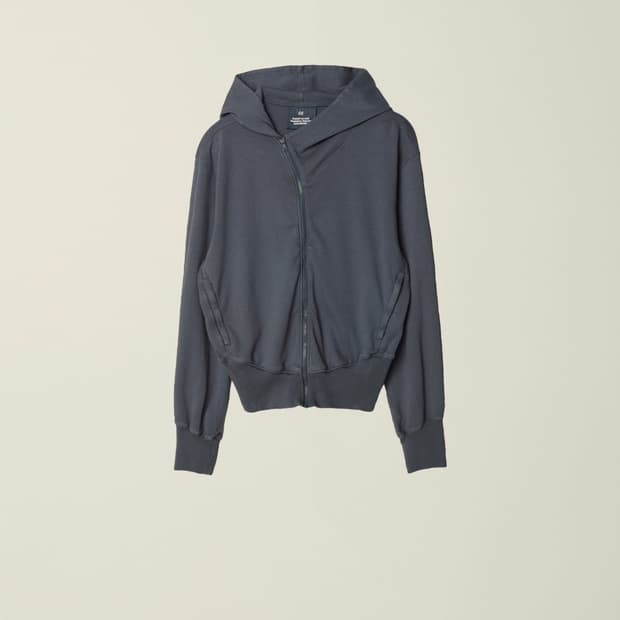 EE 후드집업 챠콜 구합니다