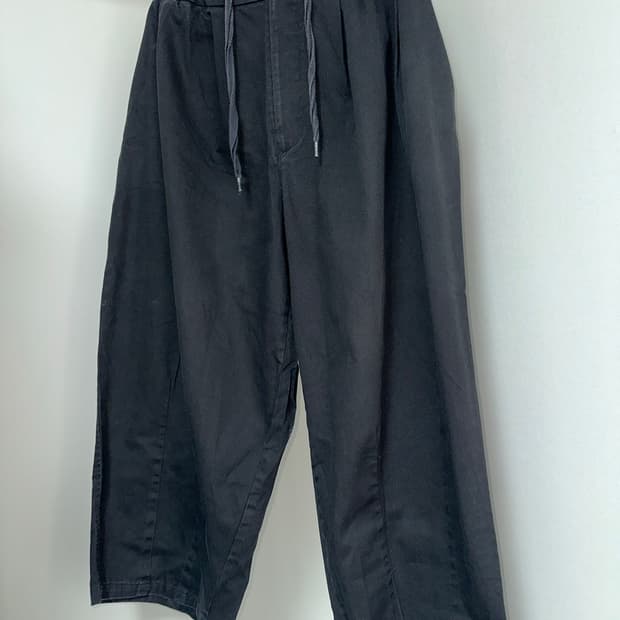 앵글런 벌룬팬츠 - BLACK