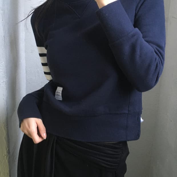 Thom Browne 톰브라운 사선 완장 맨투맨