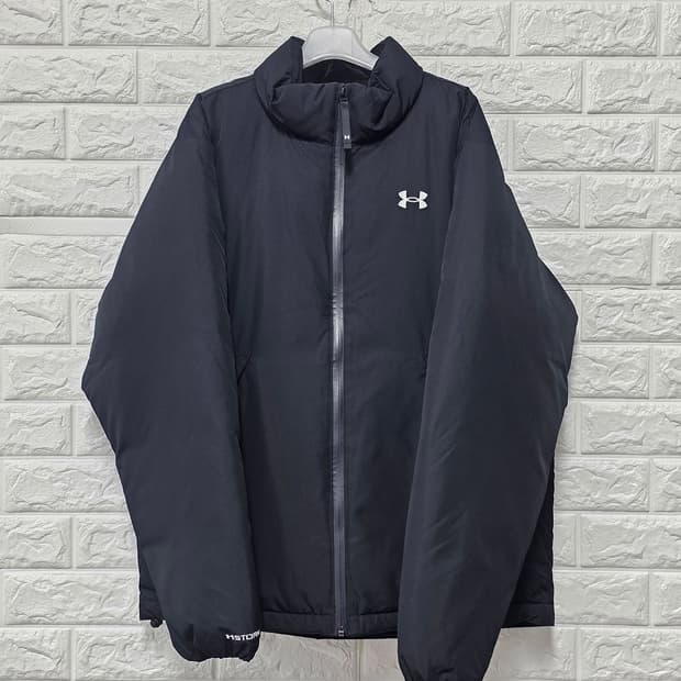 택포) 언더아머 패딩 M 사이즈