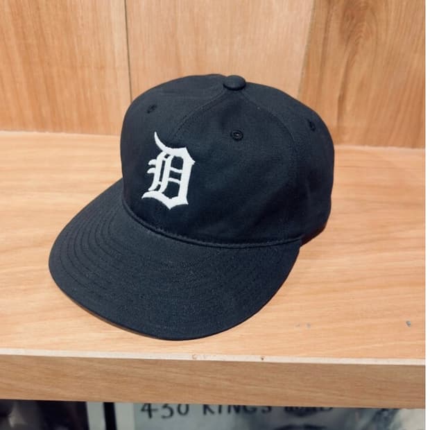 도넛리벤지 D 로고 캡