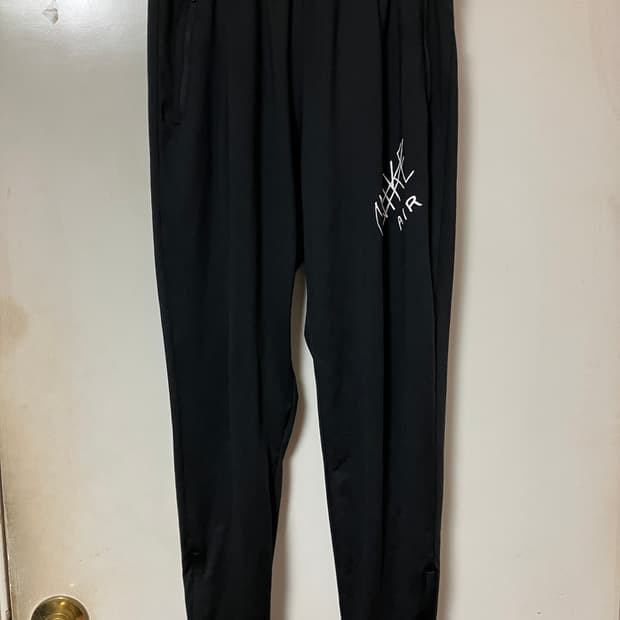 나이키 에센셜 러닝 트랙팬츠