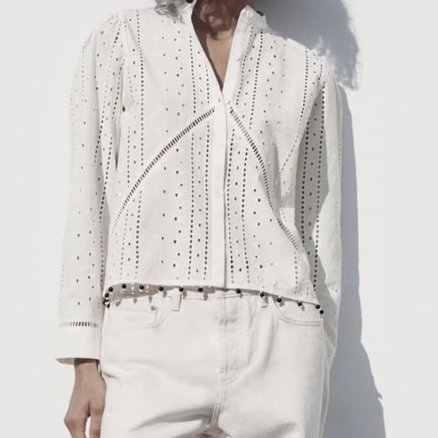 자라 펀칭 자수 블라우스