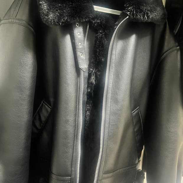 론트 무스탕 새제품 L