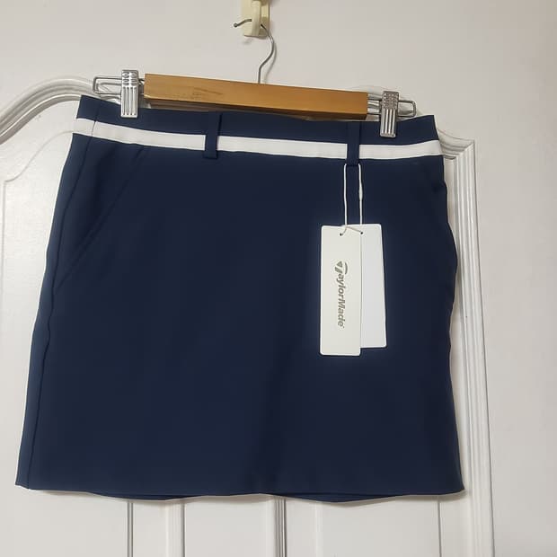 새상품 테일러메이드 골츠 치마 스커트 네이비 64호