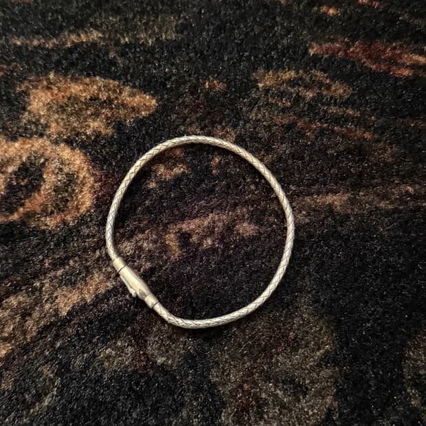 보테가베네타 은팔찌