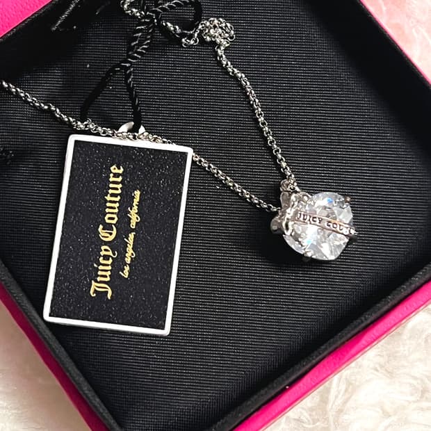 Y2k juicy couture 쥬시꾸뛰르 크리스탈 하트 리본 목걸이